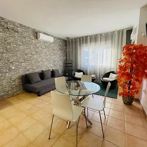 https://gg-benalbeach-pool-views.hotelsinnerja.org