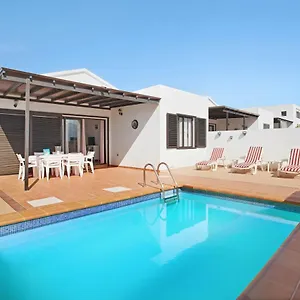 https://casa-alegre.in-canary-islands.com