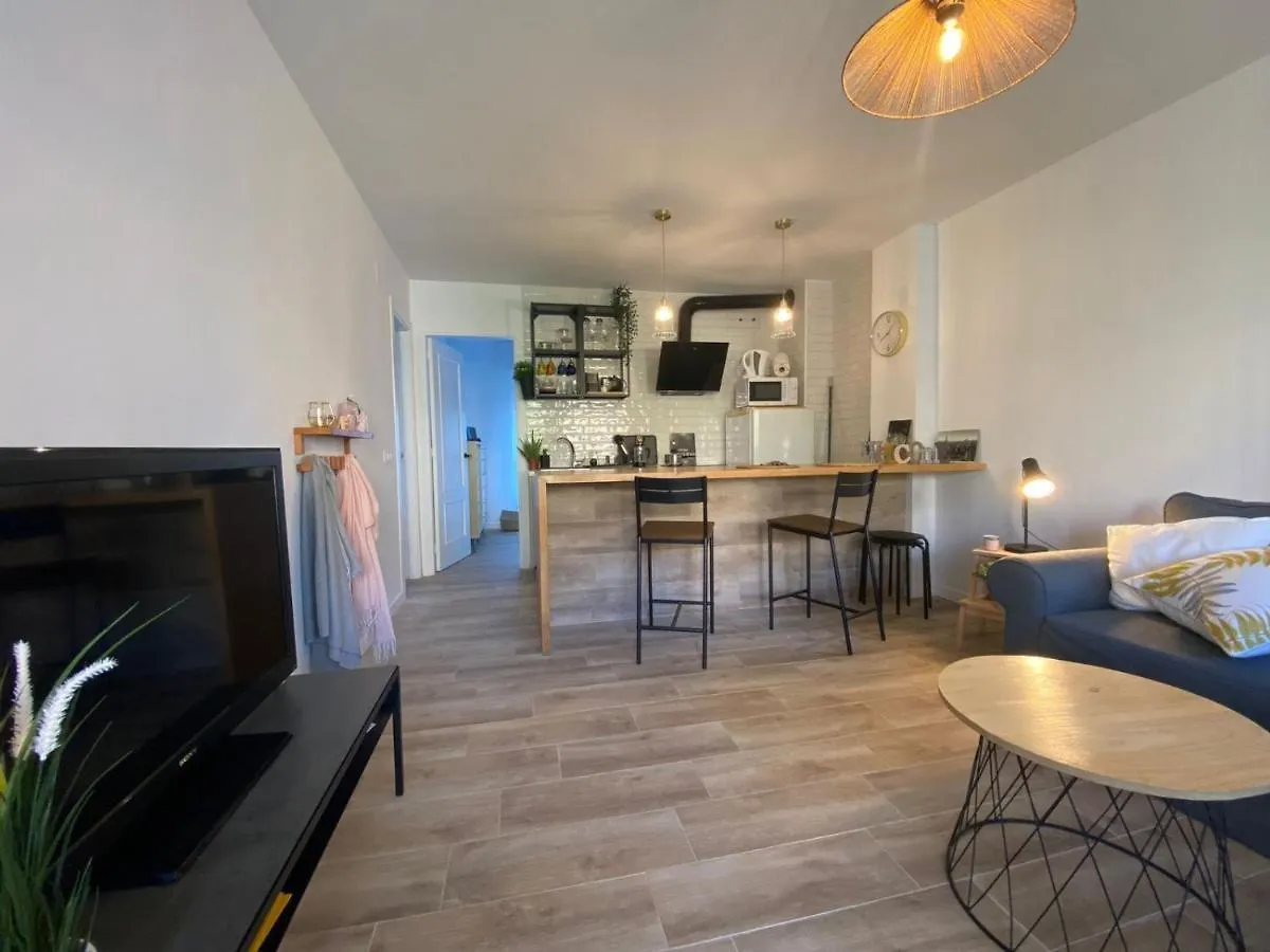 Benalmadena Costa - 100M De La Playa - Lecorbusier Apartment Spain