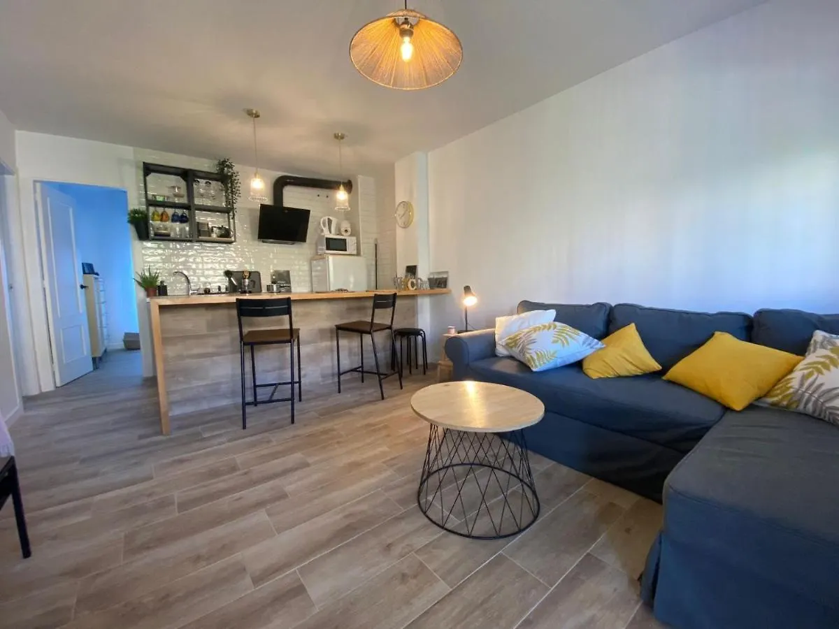 Benalmadena Costa - 100M De La Playa - Lecorbusier Apartment